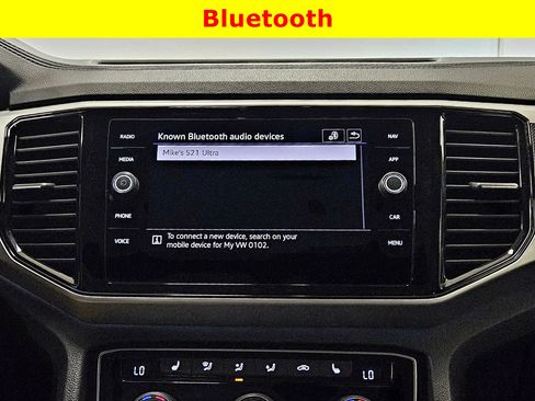 Used 2022 Volkswagen Atlas Cross Sport SEL R-Line image 22