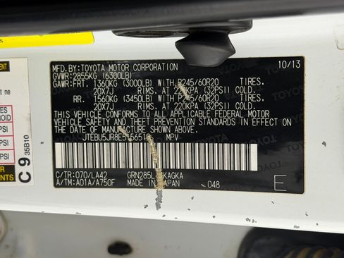Used 2014 Toyota 4Runner Limited AWD/4WD image 30