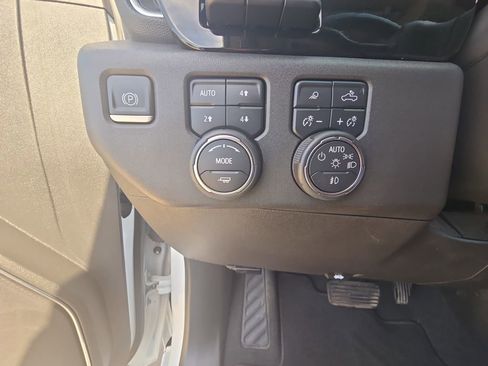 Used 2023 Chevrolet Silverado 1500 LTZ w/ Technology Package AWD/4WD image 26