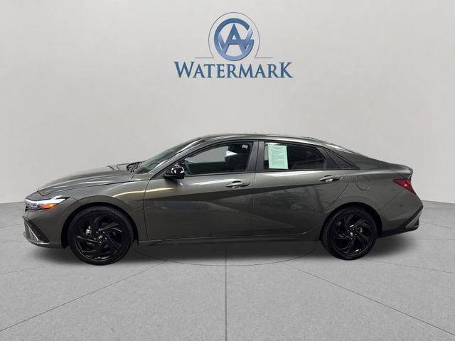 Certified 2026 Hyundai Elantra Sport w/ Cargo Package FWD image 2