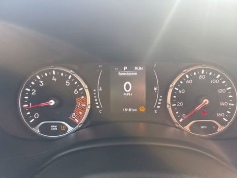 Certified 2023 Jeep Renegade Latitude image 12