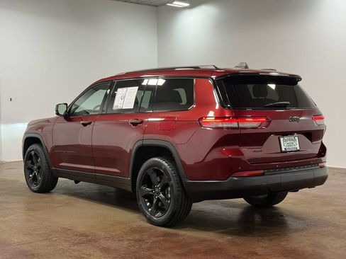 Used 2023 Jeep Grand Cherokee L Laredo AWD/4WD image 26