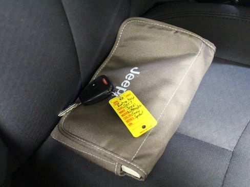 Used 2017 Jeep Wrangler Unlimited Sport w/ Quick Order Package 24S image 19