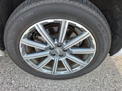Used 2019 Audi Q7 3.0T Premium Plus AWD/4WD image 6