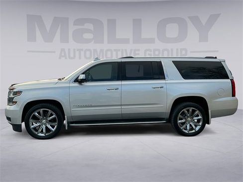 Used 2016 Chevrolet Suburban LTZ image 2