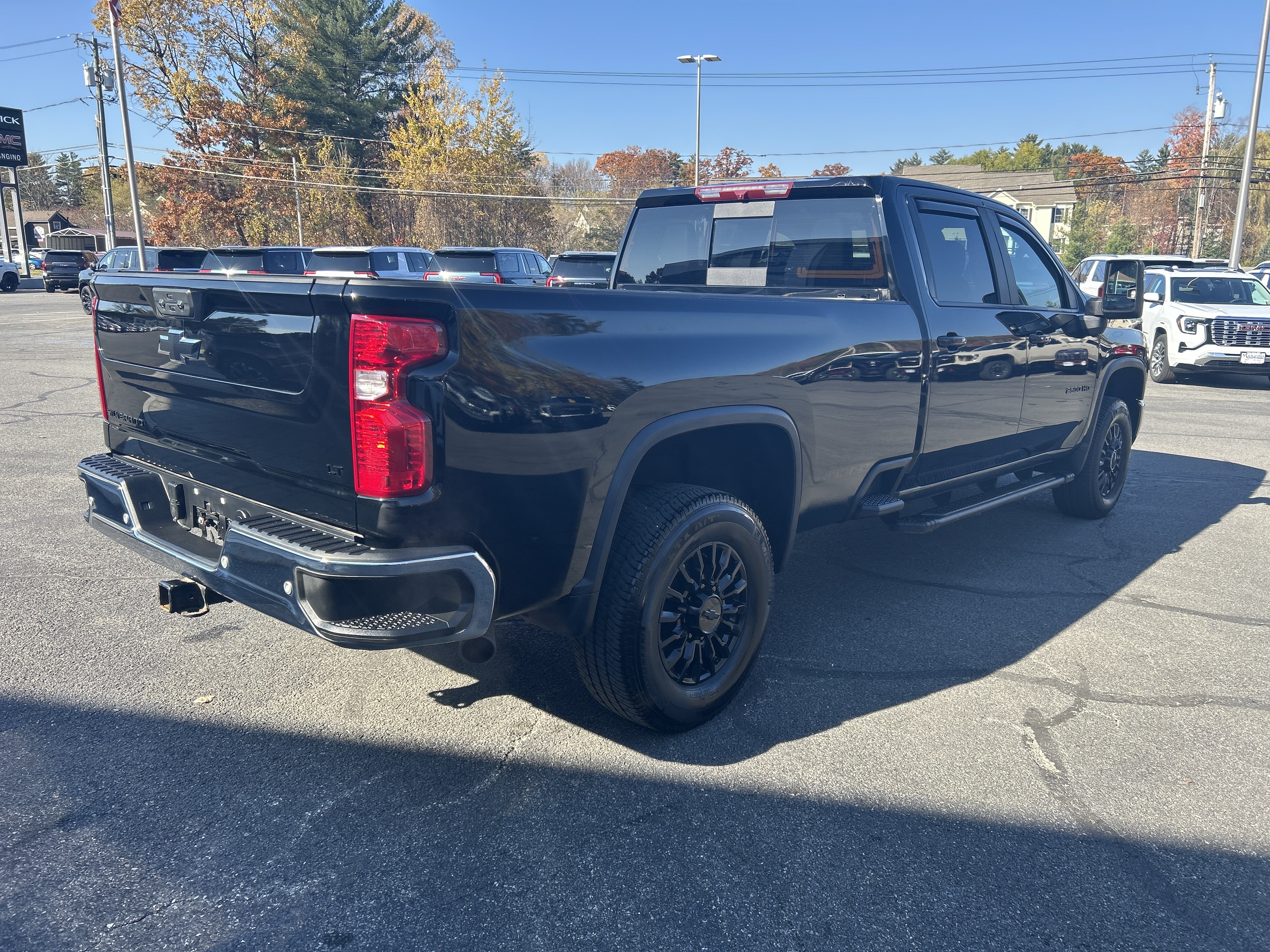 Used 2024 Chevrolet Silverado 2500 LT AWD/4WD image 14