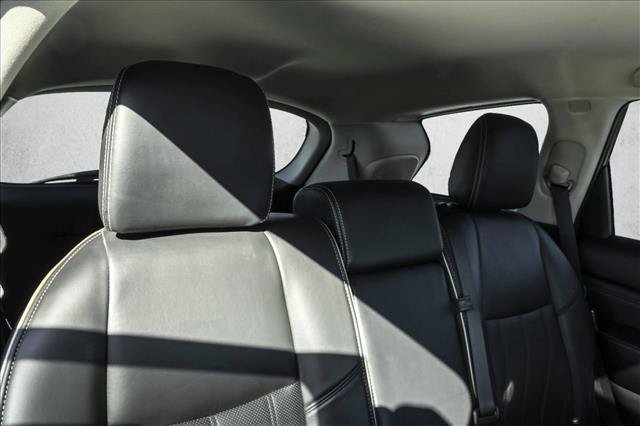 Used 2019 INFINITI QX60 Luxe w/ Essential Package AWD/4WD image 25
