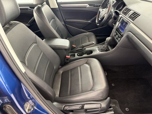 Used 2017 Volkswagen Passat 1.8T R-Line FWD image 20