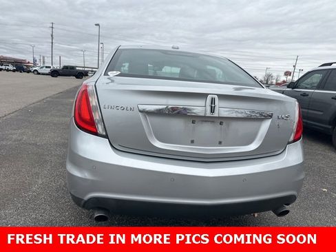 Used 2011 Lincoln MKS image 10