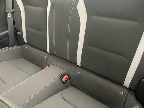 Used 2022 Chevrolet Camaro LT image 22