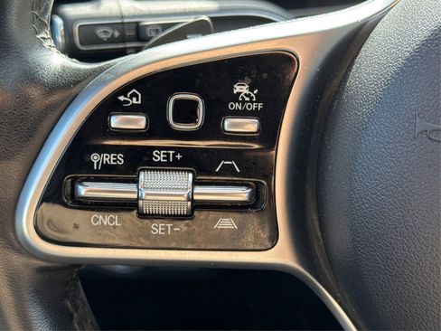 Used 2022 Mercedes-Benz GLE 350 image 32