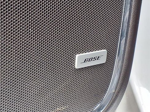 Used 2017 GMC Yukon SLT image 31