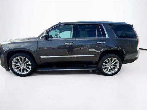 Used 2017 Cadillac Escalade Premium Luxury AWD/4WD image 2