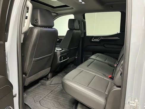 Used 2024 GMC Sierra 1500 Elevation w/ Elevation Premium Package AWD/4WD image 45
