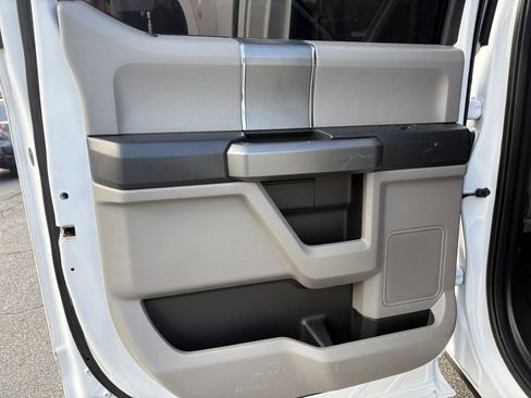 Used 2017 Ford F150 XLT w/ Equipment Group 302A Luxury image 13