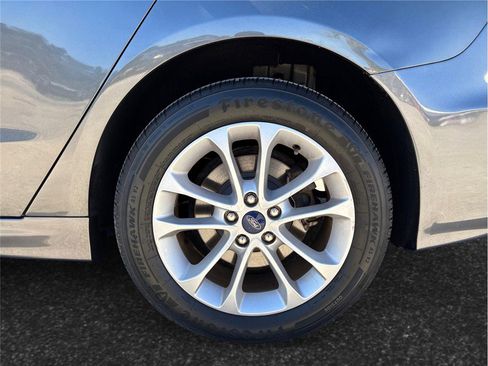 Used 2020 Ford Fusion SE image 14