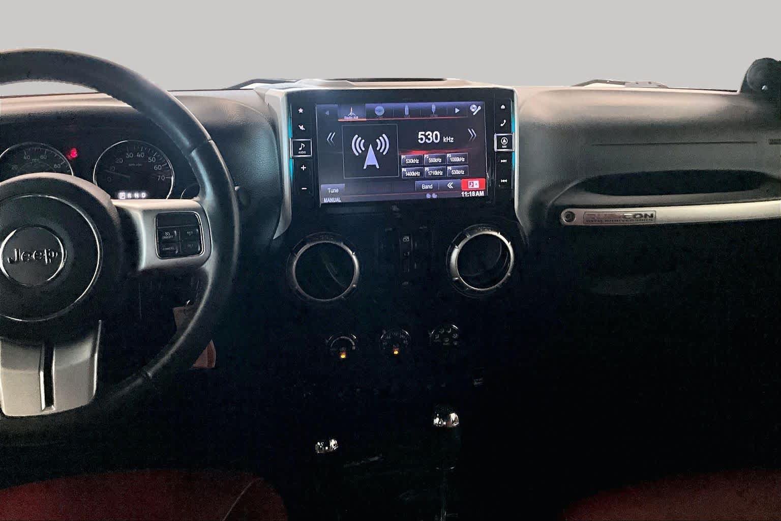 Used 2013 Jeep Wrangler Unlimited Rubicon AWD/4WD image 6