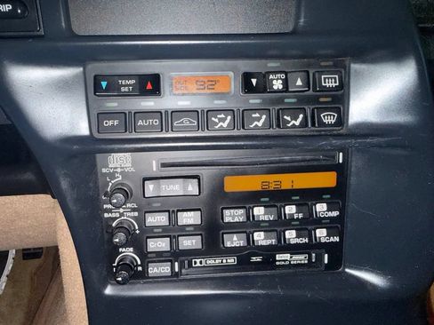 Used 1994 Chevrolet Corvette Coupe RWD image 16