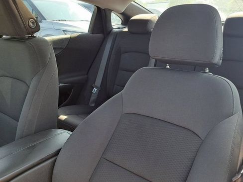 Used 2022 Chevrolet Malibu LT FWD image 25