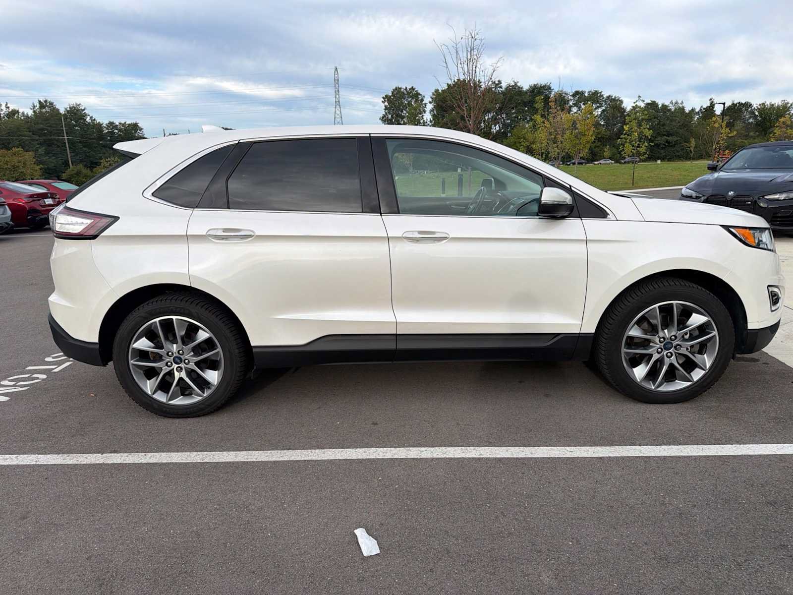 Used 2015 Ford Edge Titanium w/ Equipment Group 301A AWD/4WD image 10