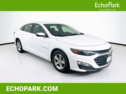 Used 2023 Chevrolet Malibu LT FWD image 1