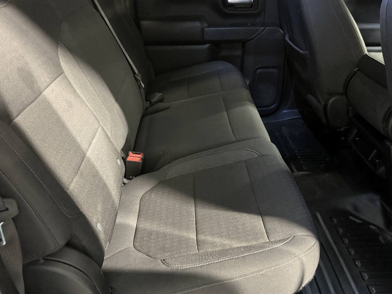 Used 2021 GMC Sierra 2500 4x4 Crew Cab w/ Fleet Convenience Package image 9