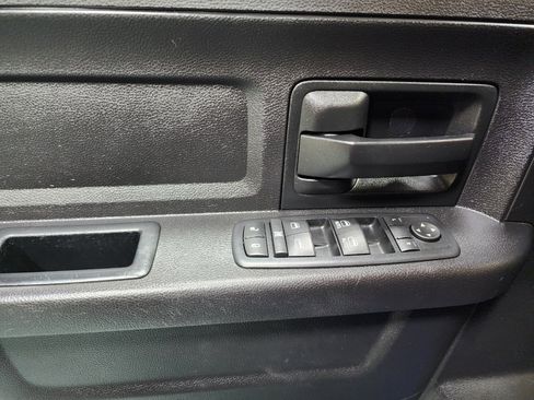 Used 2017 RAM 2500 Tradesman w/ Chrome Appearance Group image 18