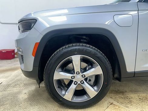 Used 2022 Jeep Grand Cherokee Limited 4xe AWD/4WD image 19