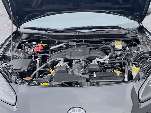 Used 2024 Toyota GR86 Premium image 26