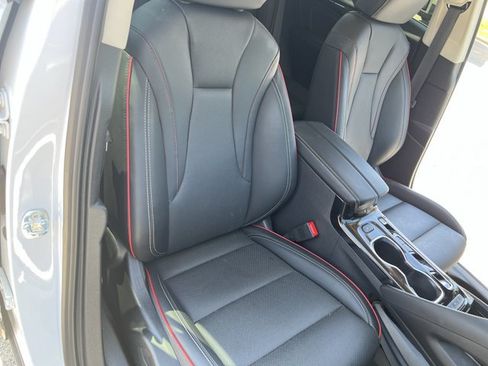 Used 2023 Buick Envision Essence w/ Sport Touring Package AWD/4WD image 28