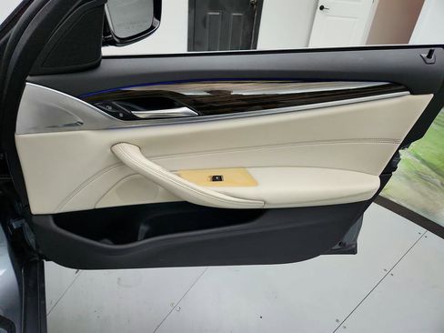 Used 2019 BMW 530i 530i w/ Convenience Package image 30