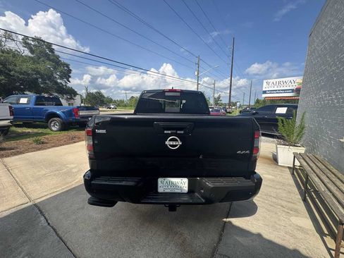Used 2026 Nissan Frontier SV w/ All-Weather Content Package AWD/4WD image 6
