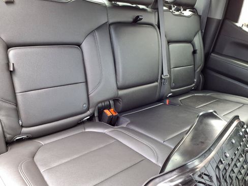 Used 2020 Chevrolet Silverado 1500 LT Trail Boss AWD/4WD image 21