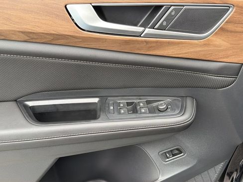 New 2026 Volkswagen Atlas SE FWD image 20
