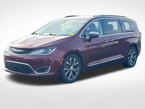 Used 2018 Chrysler Pacifica Limited FWD image 6