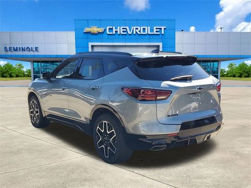 Used 2025 Chevrolet Blazer RS w/ Driver Confidence II Package image 3