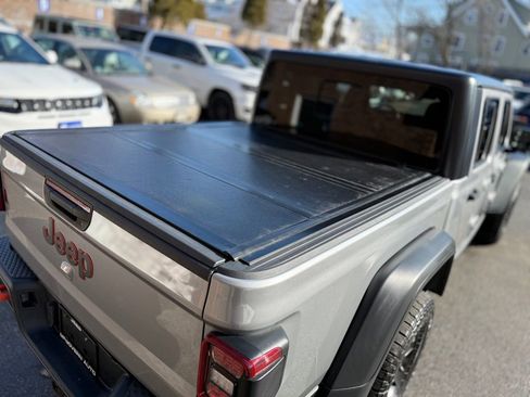 Used 2020 Jeep Gladiator Mojave w/ Dual Top Group image 28