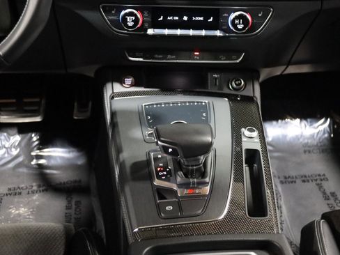 Used 2020 Audi SQ5 Premium Plus image 42