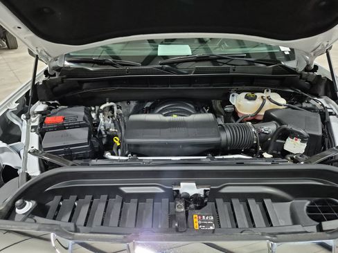 Certified 2025 GMC Sierra 1500 SLT image 29