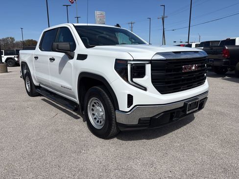 Used 2026 GMC Sierra 1500 Pro w/ Pro Value Package image 8