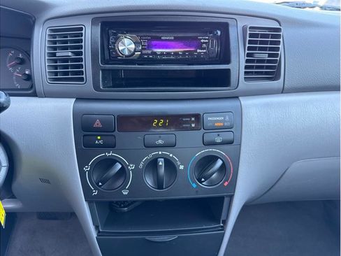 Used 2005 Toyota Corolla S image 17
