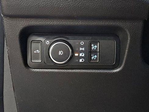 Used 2025 Ford Ranger XLT w/ Technology Package image 17