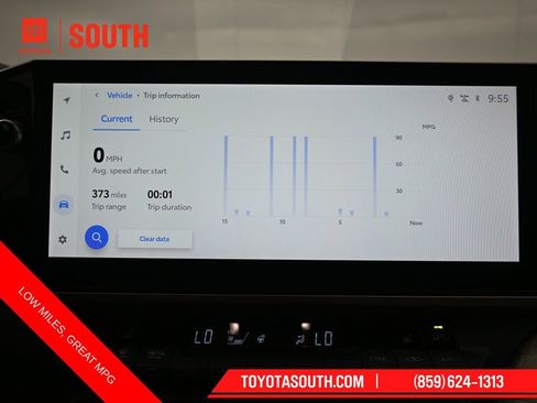 Used 2025 Toyota Camry XLE image 18