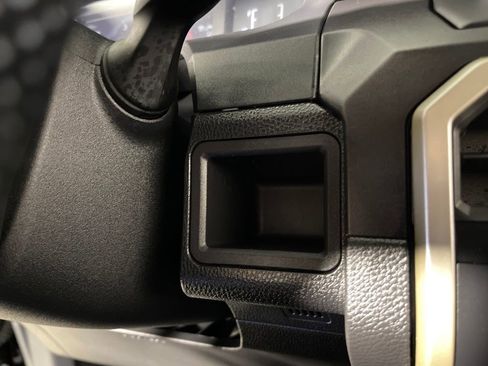 Certified 2025 Toyota Tacoma SR image 28