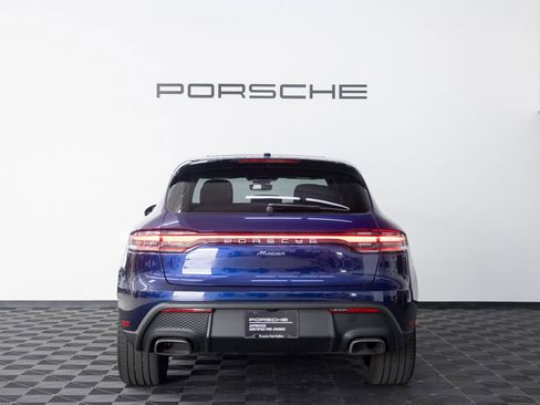 Certified 2025 Porsche Macan AWD/4WD image 6