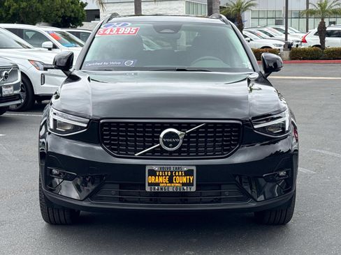 Certified 2024 Volvo XC40 B5 Ultimate w/ Protection Package Premier image 2