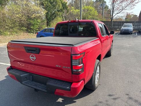 Used 2022 Nissan Frontier SV image 8