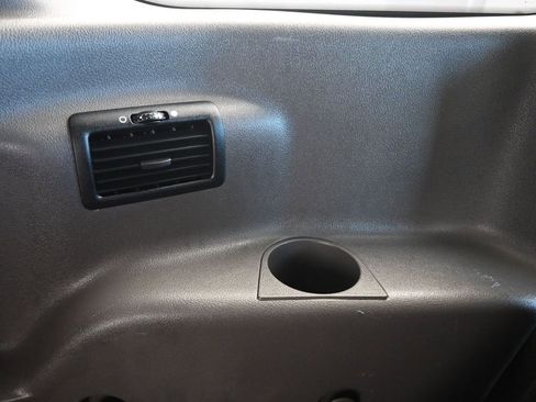 Used 2019 Ford Transit Connect XL image 34