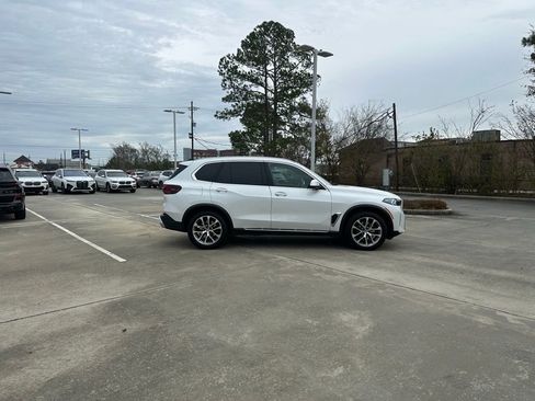 Used 2025 BMW X5 sDrive40i image 4