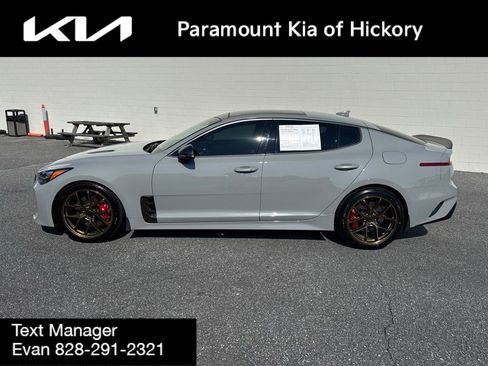Used 2019 Kia Stinger GT1 AWD/4WD image 4